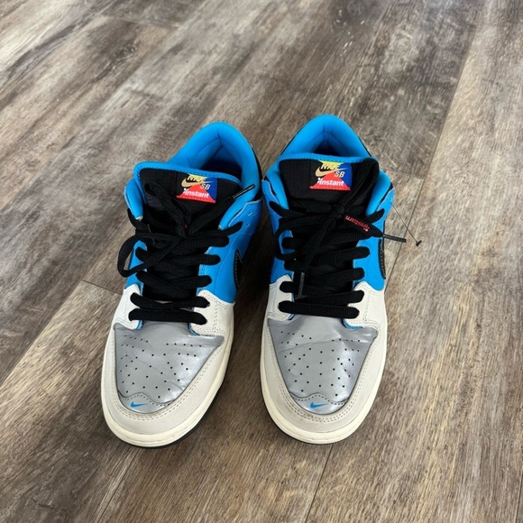 Nike SB x Instant Dunk Low Pro QS 2 Black and Blue Sneakers - Picture 13 of 14